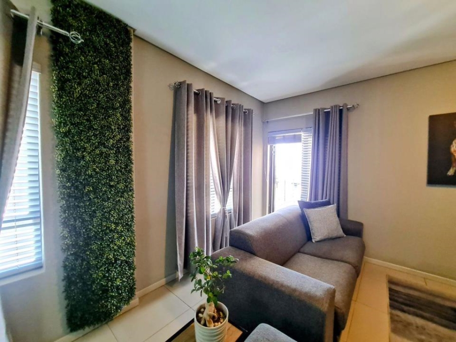 2 Bedroom Property for Sale in Bryanston Gauteng