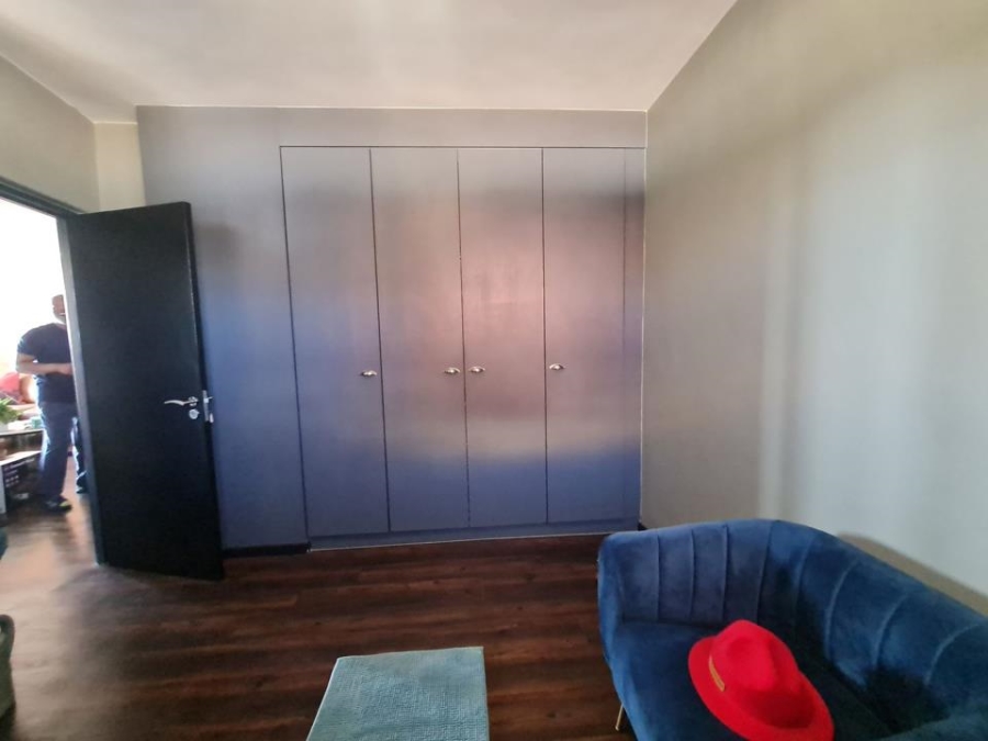 2 Bedroom Property for Sale in Rosebank Gauteng