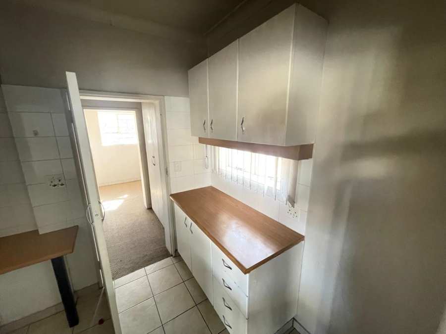 1 Bedroom Property for Sale in Brummeria Gauteng