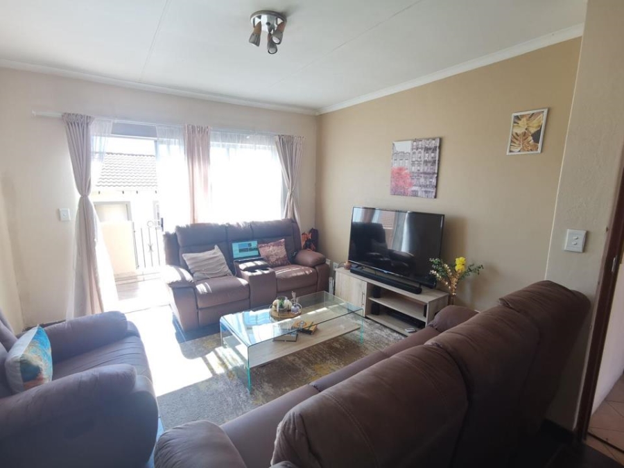 1 Bedroom Property for Sale in Ferndale Gauteng