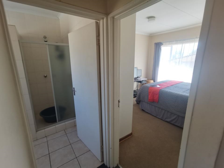 1 Bedroom Property for Sale in Ferndale Gauteng