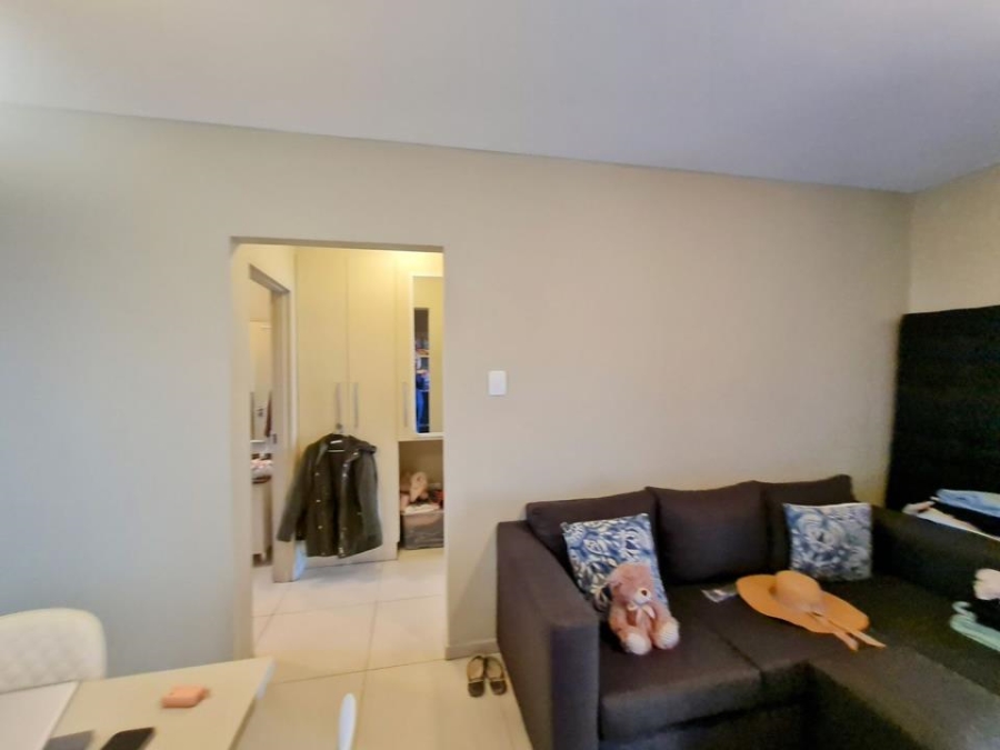 1 Bedroom Property for Sale in Bryanston Gauteng