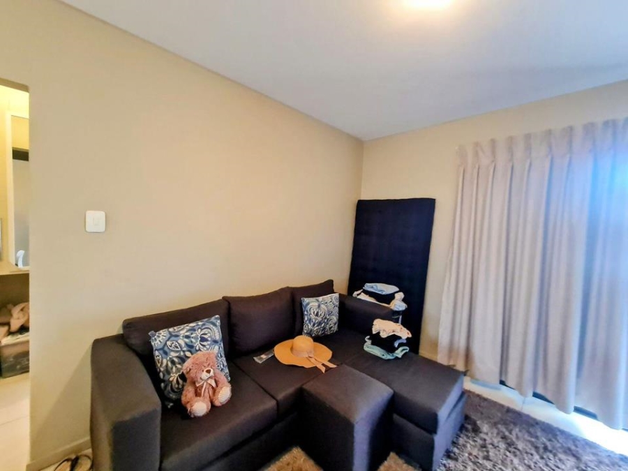 1 Bedroom Property for Sale in Bryanston Gauteng