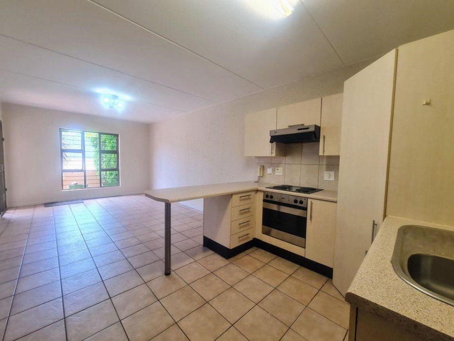 1 Bedroom Property for Sale in Ferndale Gauteng