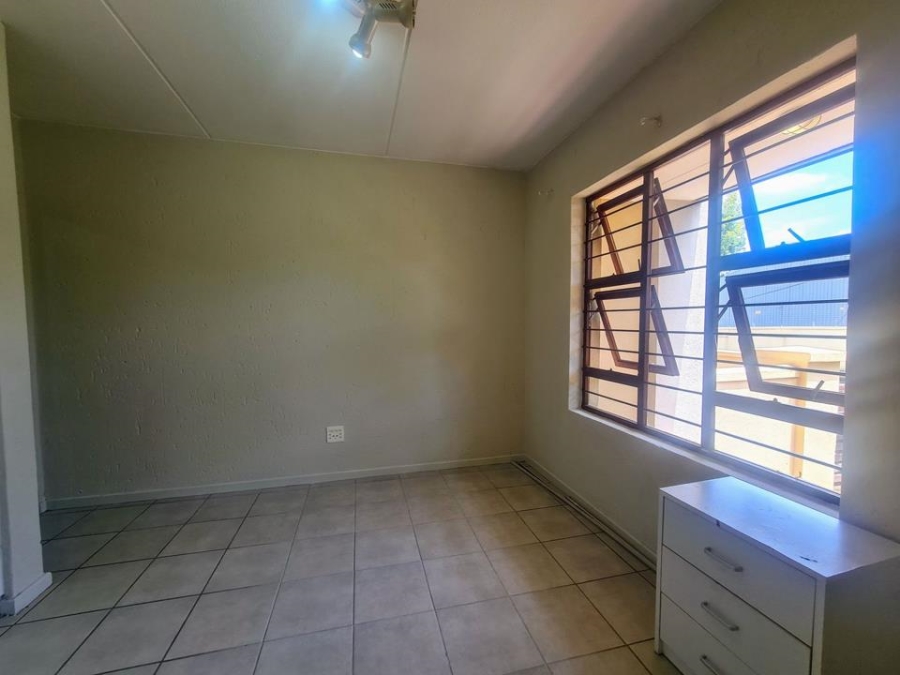 1 Bedroom Property for Sale in Ferndale Gauteng