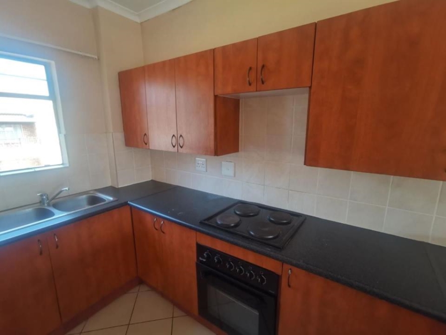 2 Bedroom Property for Sale in Honeydew Gauteng