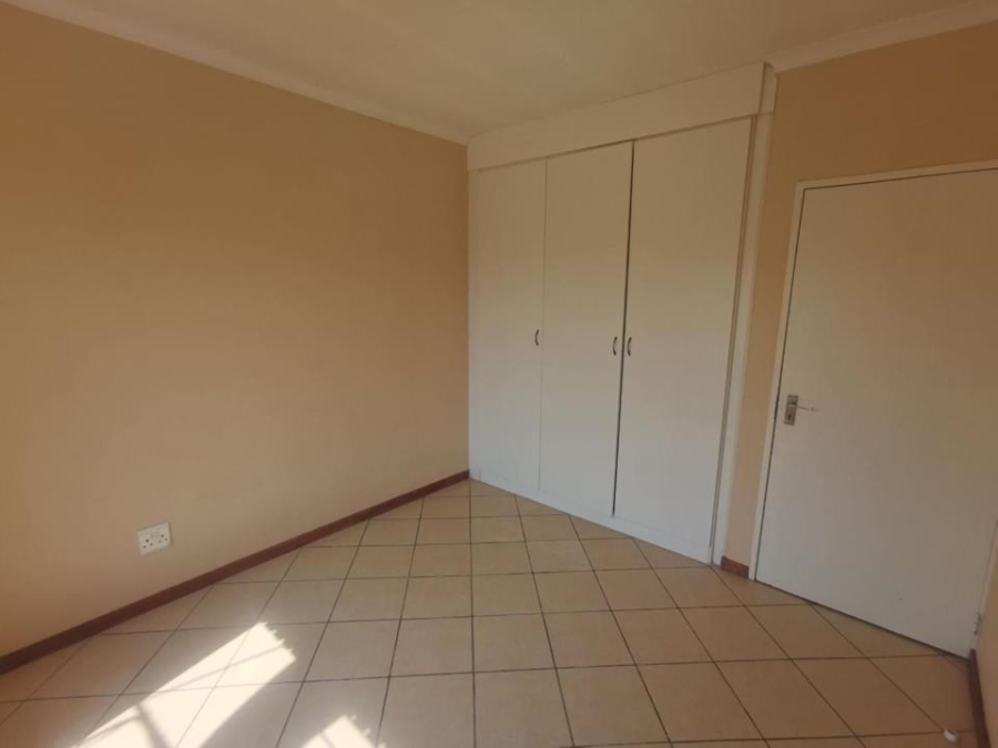 2 Bedroom Property for Sale in Honeydew Gauteng