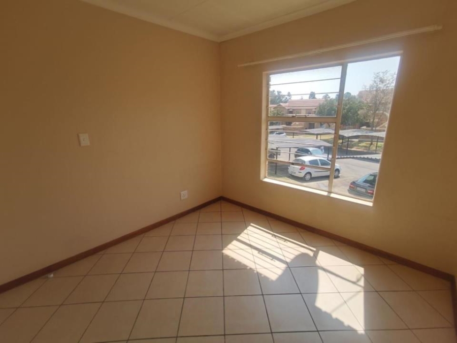 2 Bedroom Property for Sale in Honeydew Gauteng