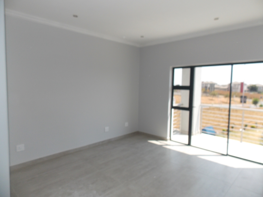 4 Bedroom Property for Sale in Thatchfield Close Gauteng