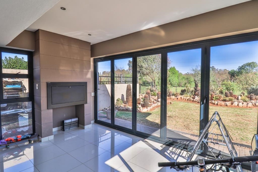 4 Bedroom Property for Sale in Eldo Lakes Estate Gauteng