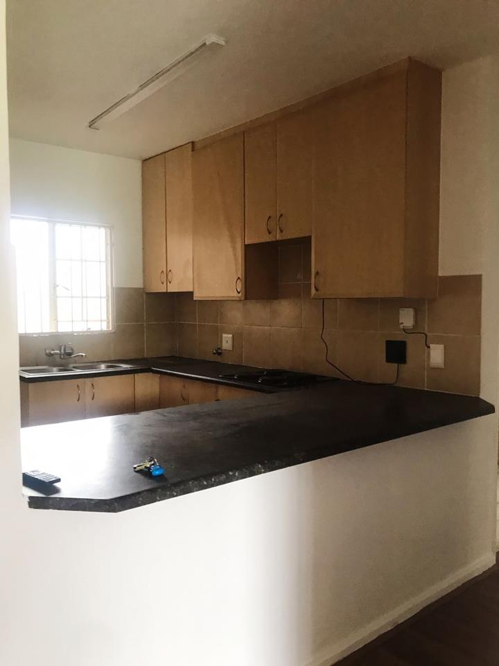 2 Bedroom Property for Sale in Valhalla Gauteng