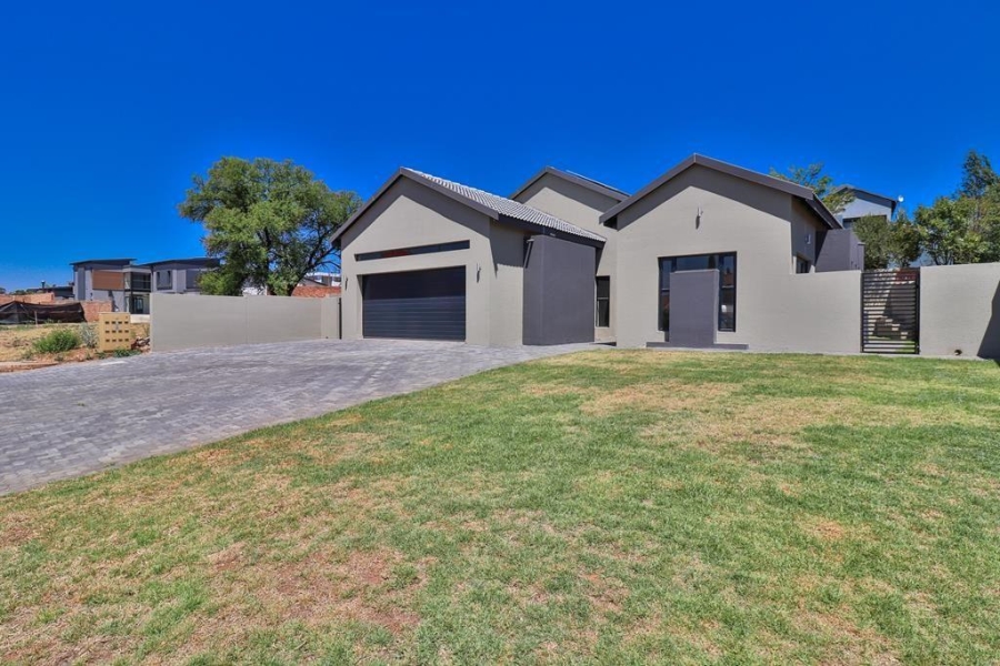 4 Bedroom Property for Sale in Eldo Village Estate Gauteng