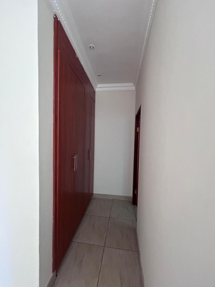 6 Bedroom Property for Sale in Eldo Village Estate Gauteng