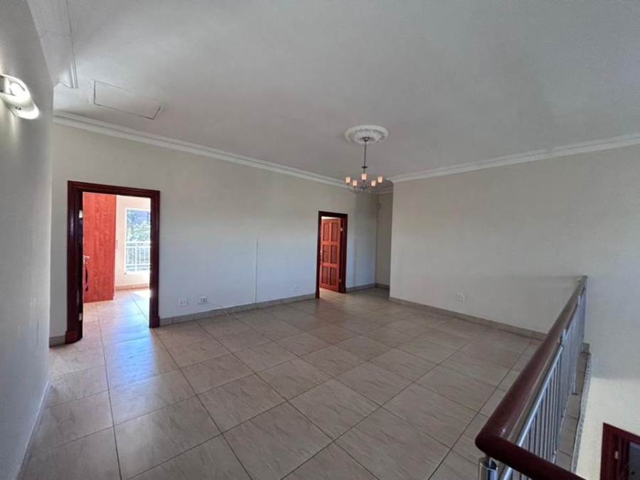 6 Bedroom Property for Sale in Eldo Village Estate Gauteng