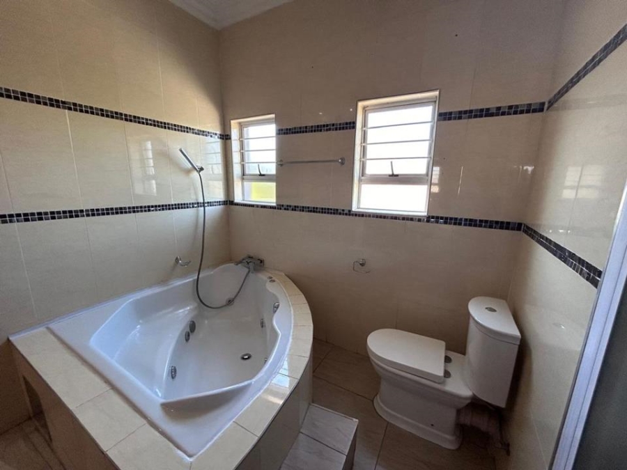 6 Bedroom Property for Sale in Eldo Village Estate Gauteng