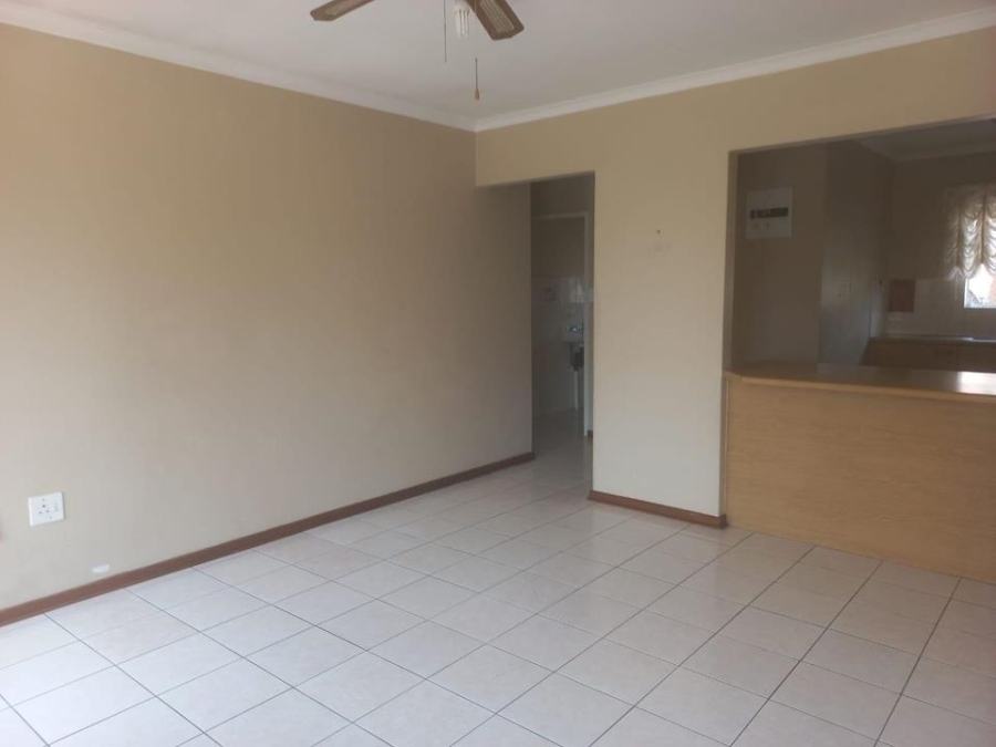 2 Bedroom Property for Sale in Eldoraigne Gauteng