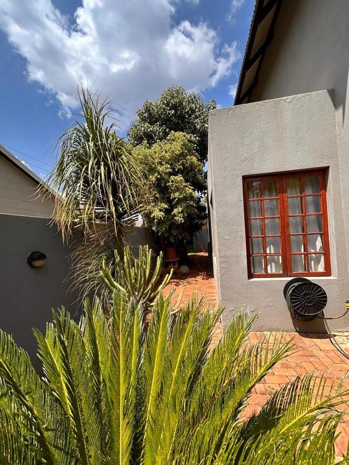 4 Bedroom Property for Sale in Eldo Village Estate Gauteng