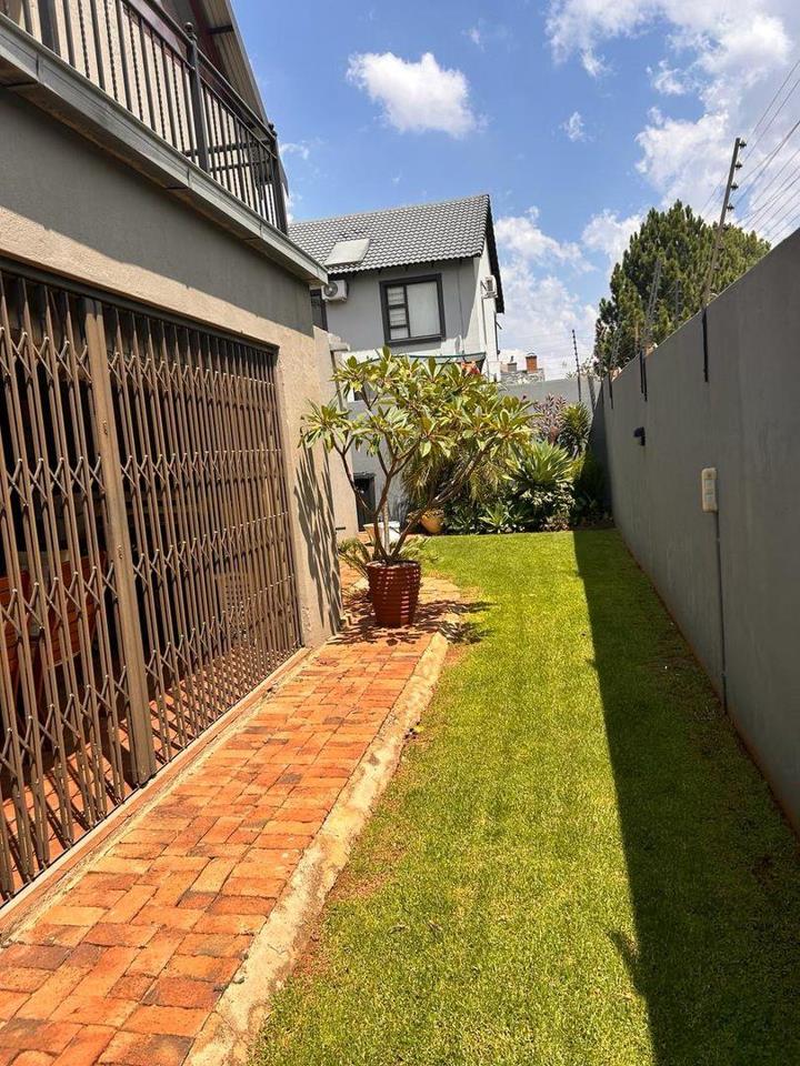 4 Bedroom Property for Sale in Eldo Village Estate Gauteng