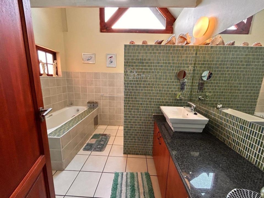 4 Bedroom Property for Sale in Eldo Village Estate Gauteng