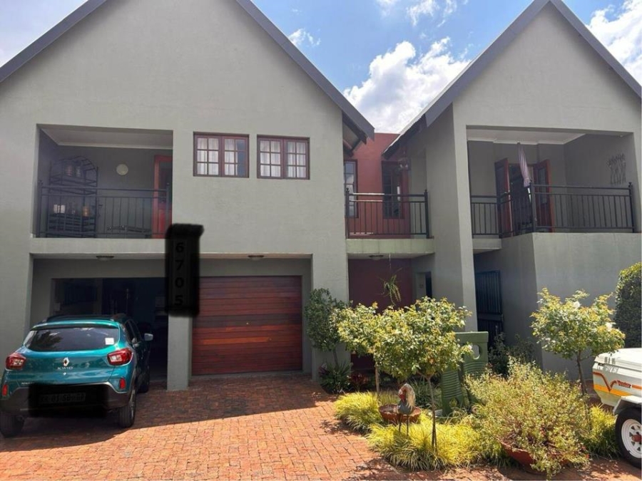 4 Bedroom Property for Sale in Eldo Village Estate Gauteng