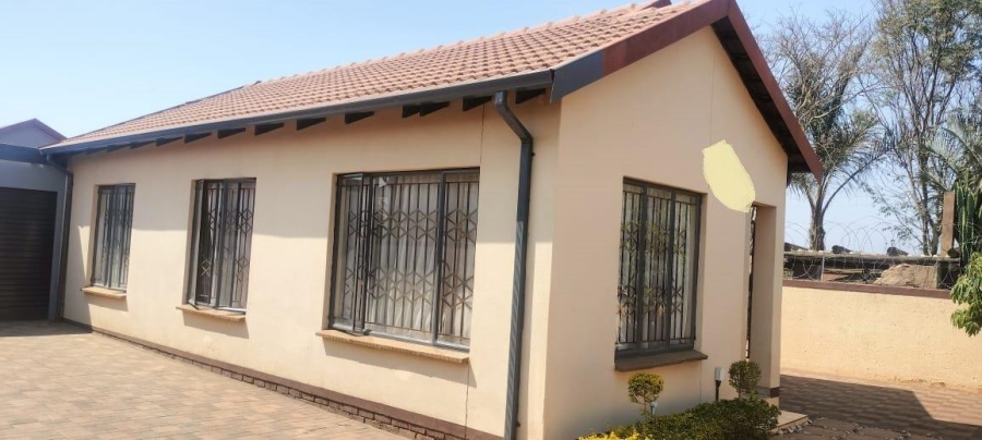 3 Bedroom Property for Sale in Soshanguve VV Gauteng