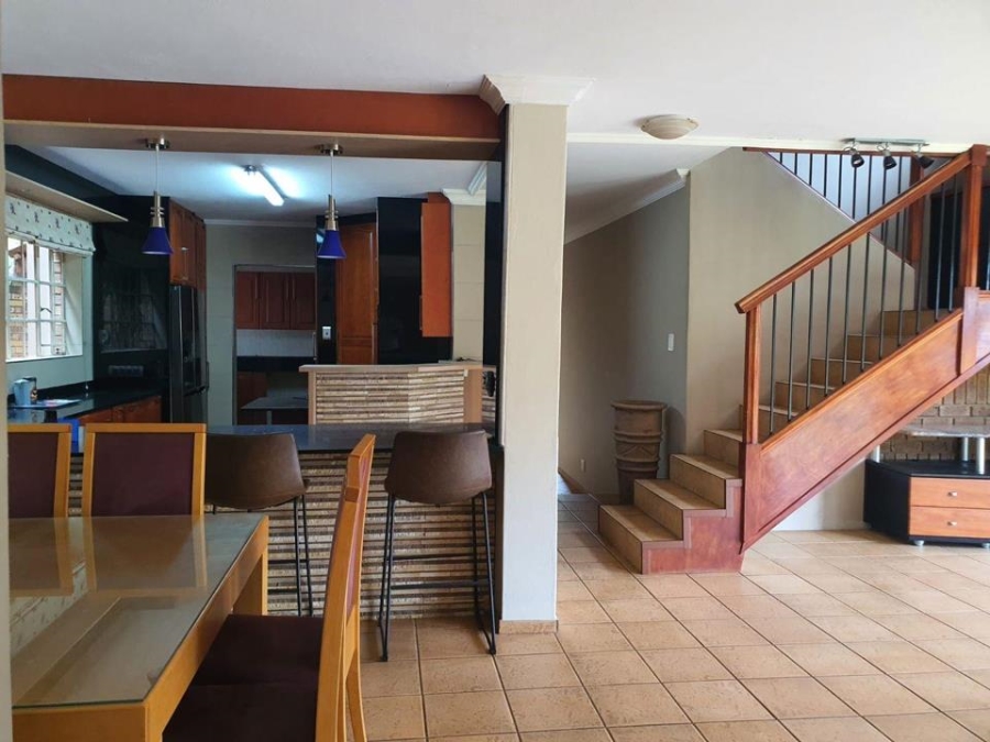 To Let 4 Bedroom Property for Rent in Eldopark Gauteng