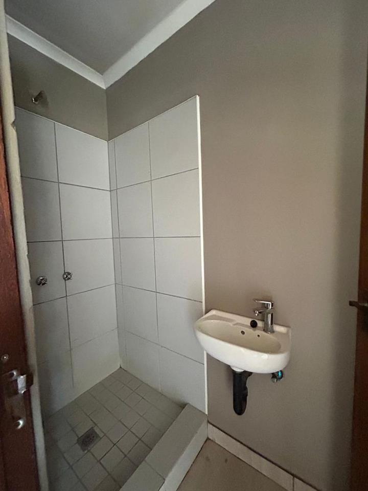 To Let 3 Bedroom Property for Rent in Eldo Lakes Estate Gauteng