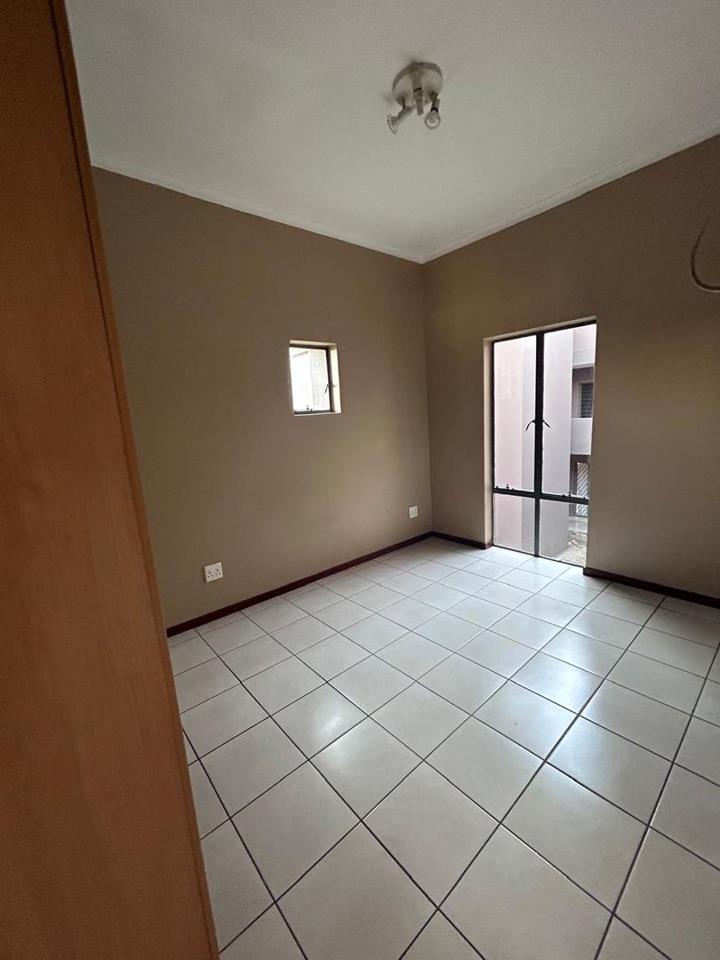 To Let 2 Bedroom Property for Rent in Eldo Lakes Estate Gauteng