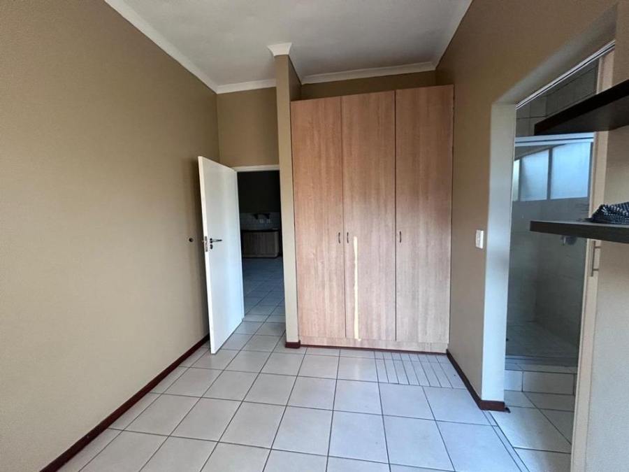 To Let 2 Bedroom Property for Rent in Eldo Lakes Estate Gauteng