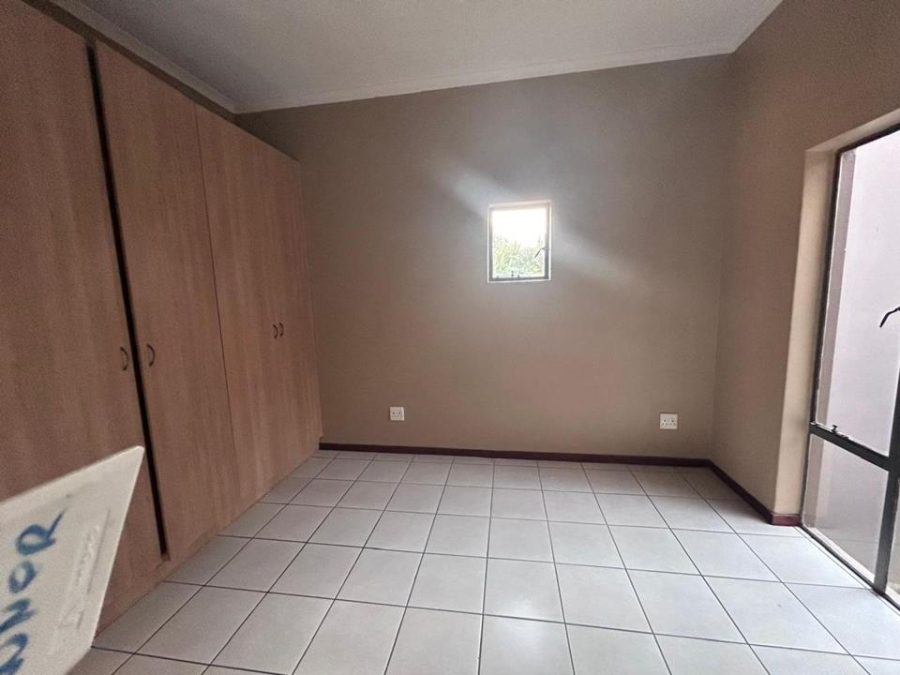 To Let 2 Bedroom Property for Rent in Eldo Lakes Estate Gauteng