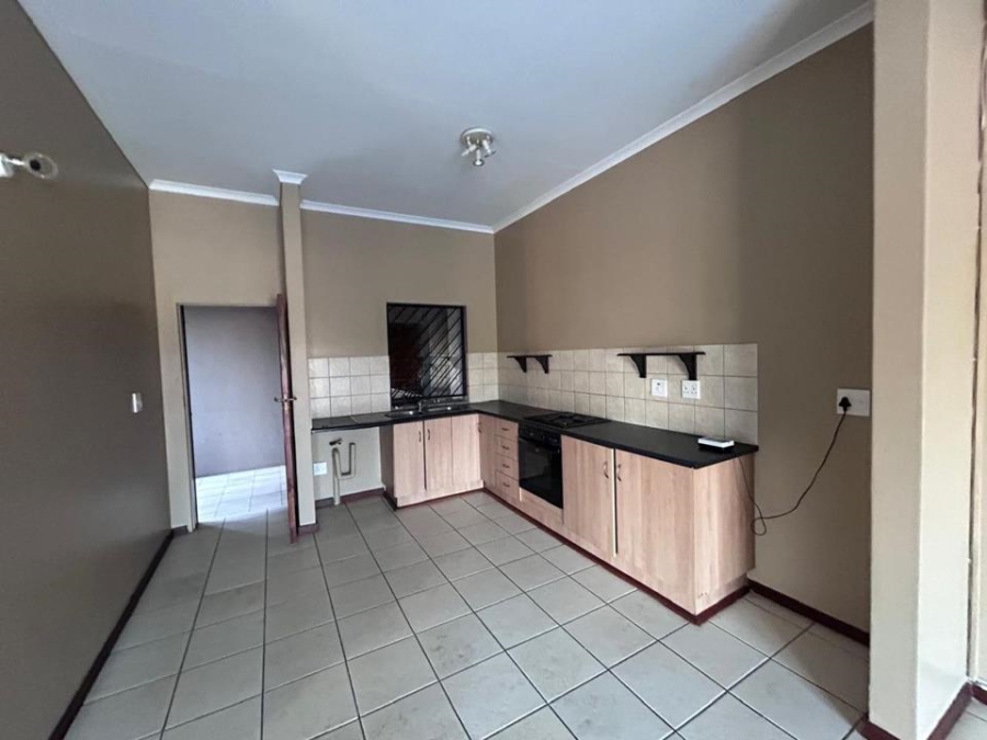 To Let 2 Bedroom Property for Rent in Eldo Lakes Estate Gauteng