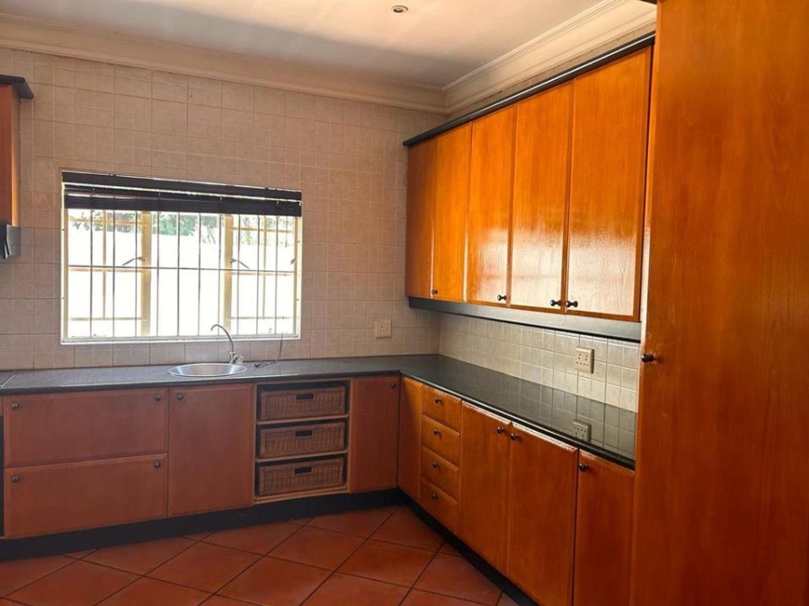 To Let 3 Bedroom Property for Rent in Eldo Glen Gauteng