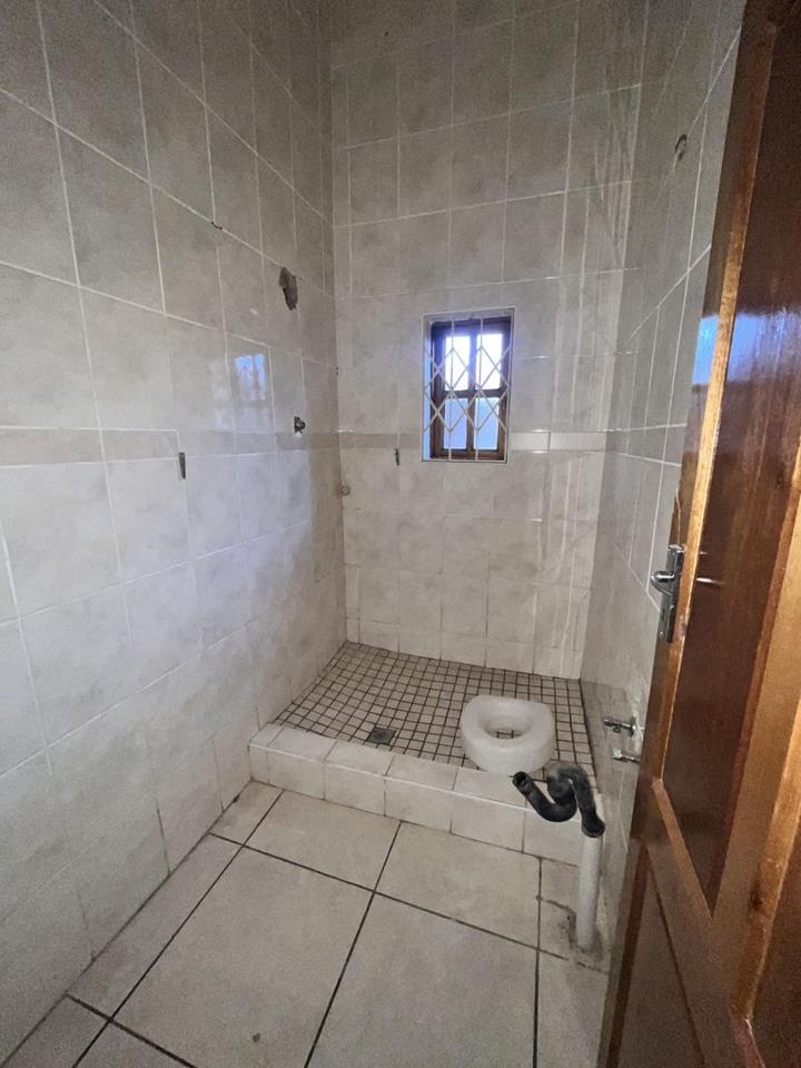 4 Bedroom Property for Sale in Laudium Gauteng