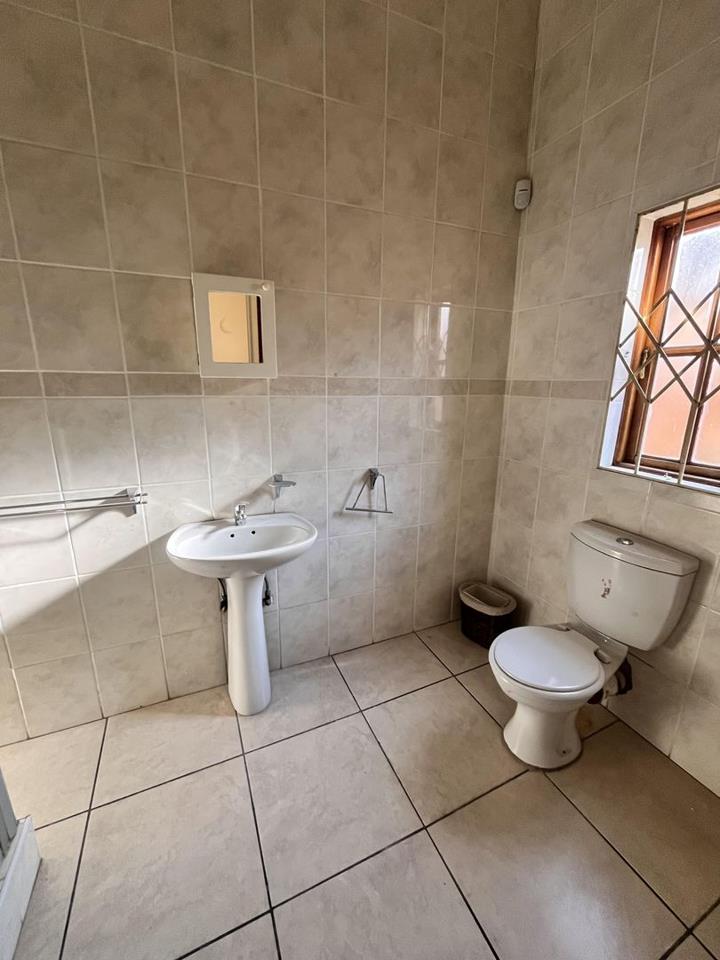 4 Bedroom Property for Sale in Laudium Gauteng