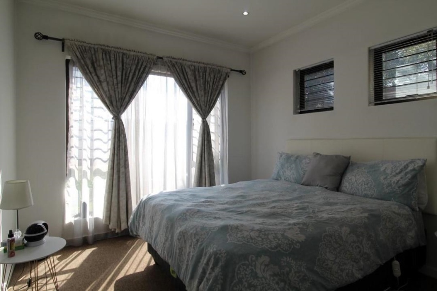 2 Bedroom Property for Sale in Fourways Gauteng