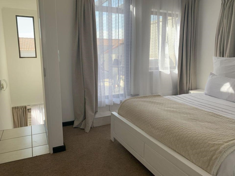 1 Bedroom Property for Sale in Fourways Gauteng