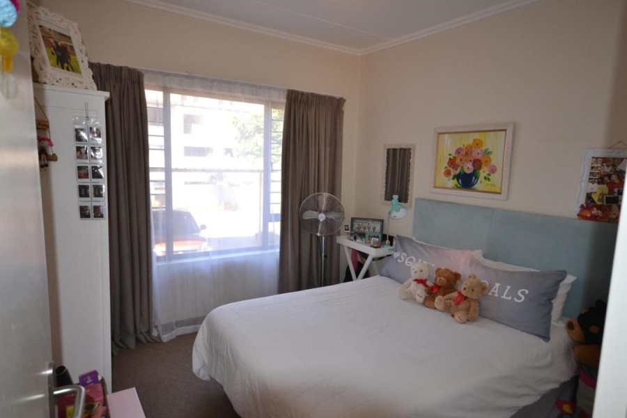 To Let 2 Bedroom Property for Rent in Bryanston Gauteng