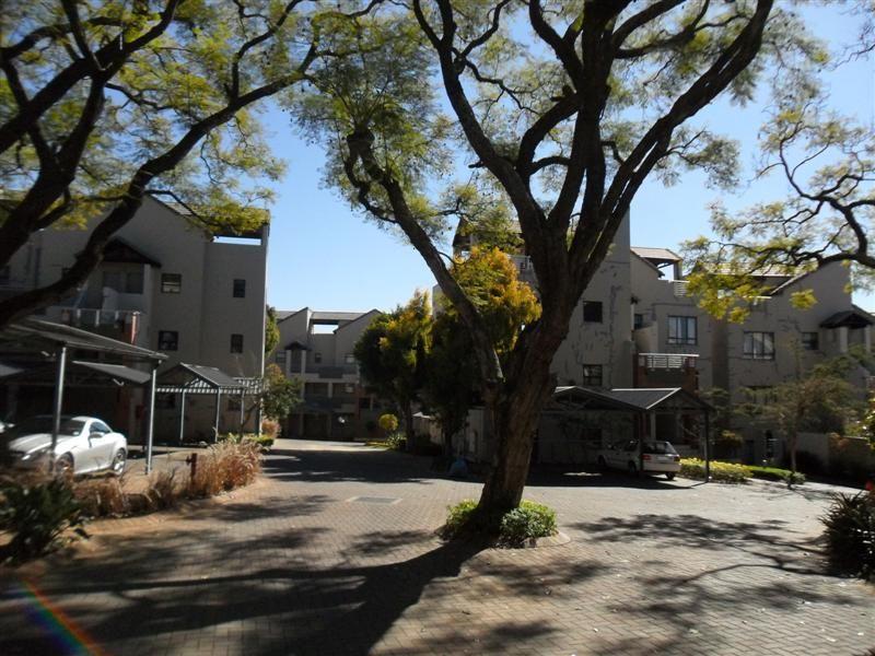 To Let 3 Bedroom Property for Rent in Bryanston Gauteng