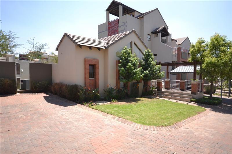 To Let 3 Bedroom Property for Rent in Bryanston Gauteng