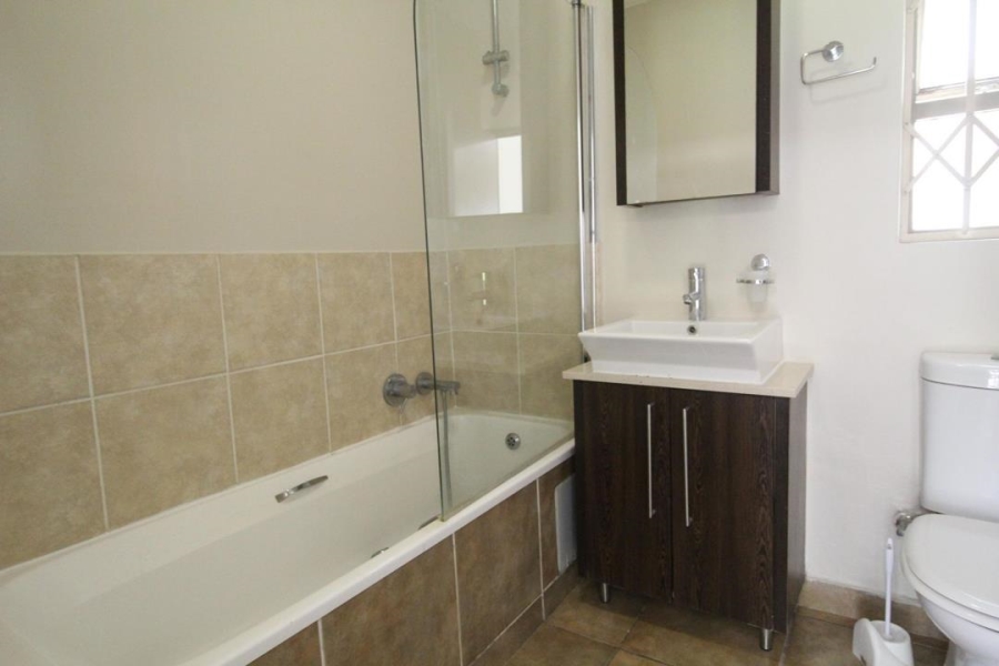 To Let 3 Bedroom Property for Rent in Bryanston Gauteng