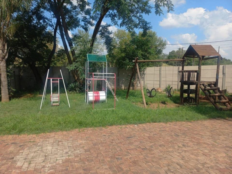 4 Bedroom Property for Sale in Erasmia Gauteng