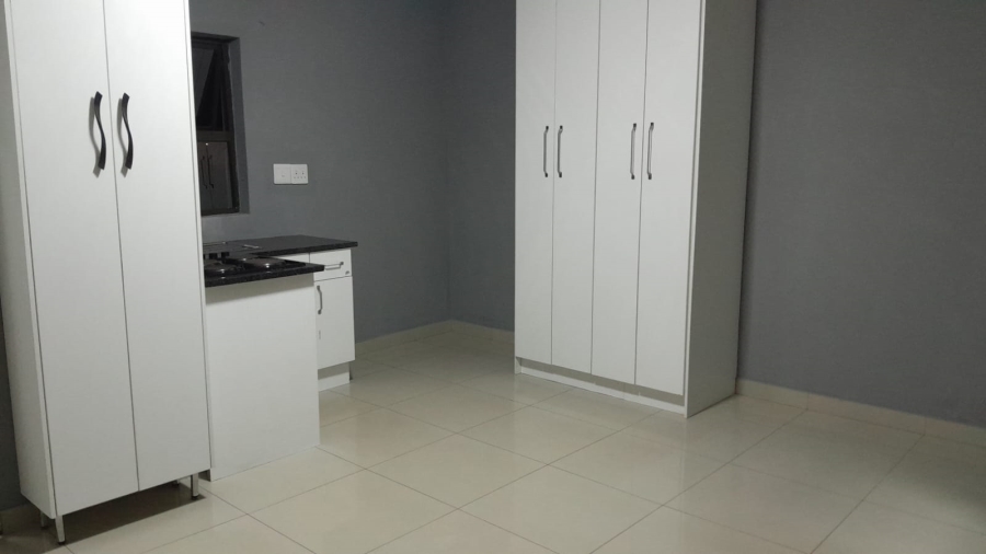 1 Bedroom Property for Sale in Protea Glen Gauteng