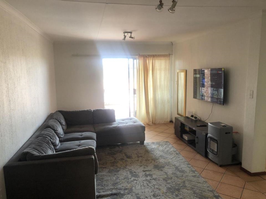 2 Bedroom Property for Sale in Bergbron Gauteng