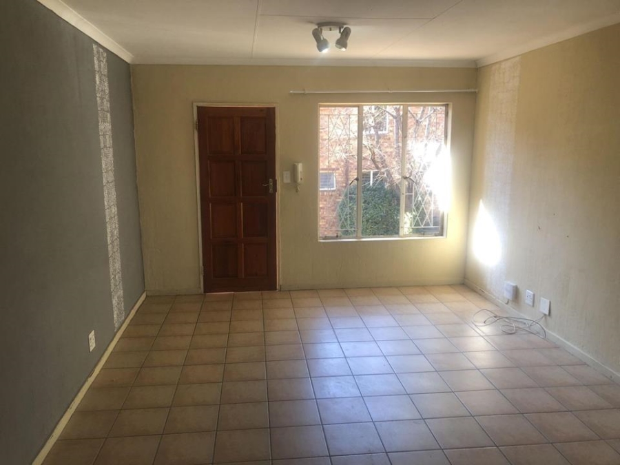 2 Bedroom Property for Sale in Allens Nek Gauteng