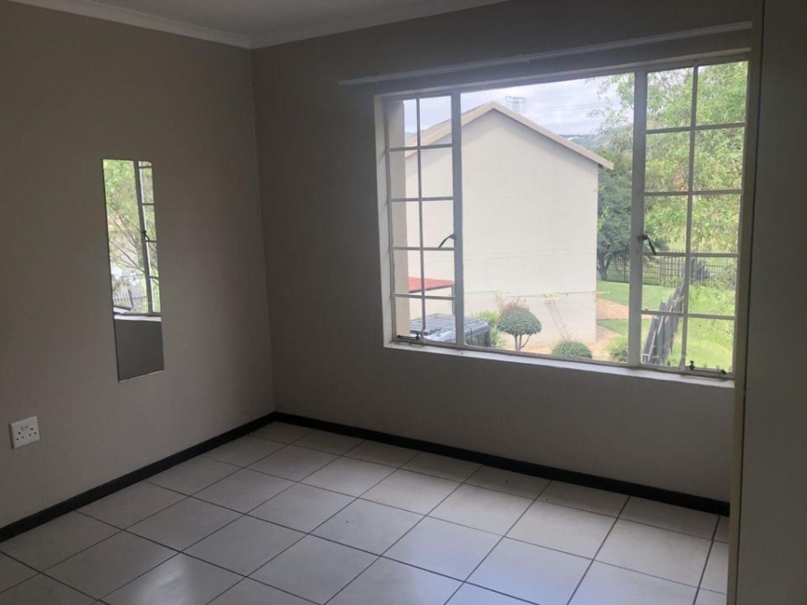 To Let 2 Bedroom Property for Rent in Wilgeheuwel Gauteng