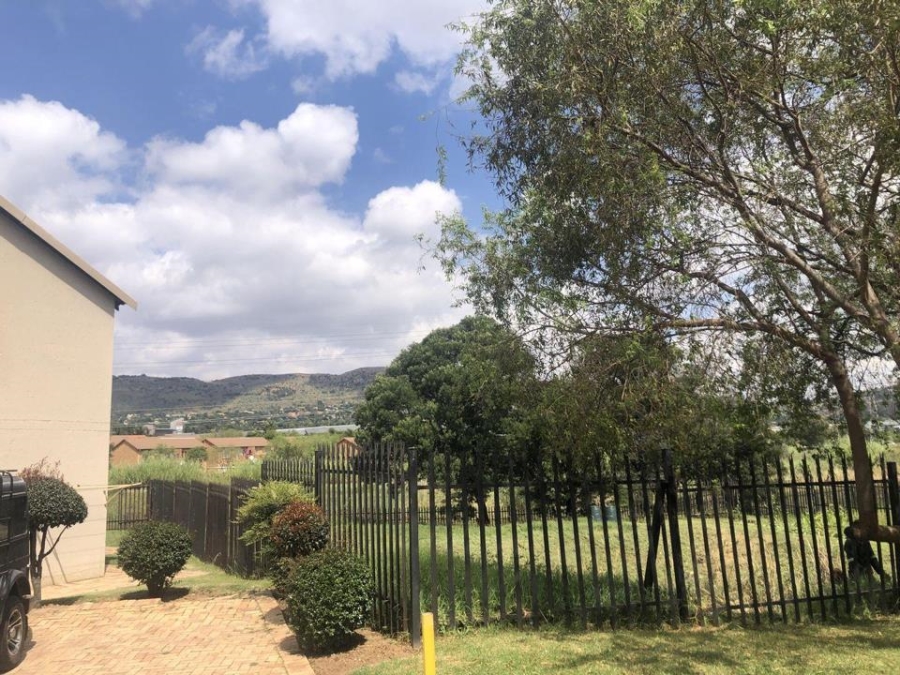 To Let 2 Bedroom Property for Rent in Wilgeheuwel Gauteng