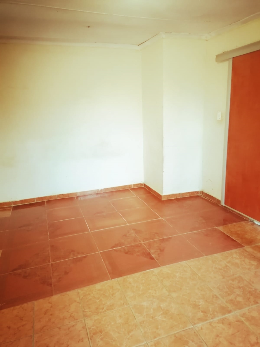 To Let 1 Bedroom Property for Rent in Protea Glen Gauteng