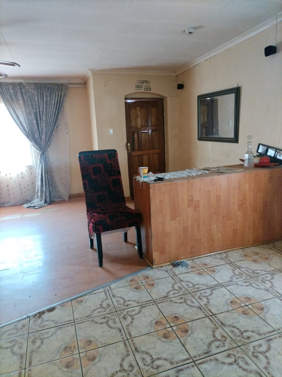 3 Bedroom Property for Sale in Lenasia South Gauteng