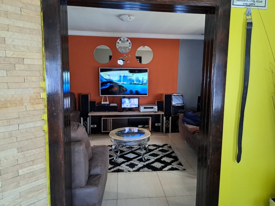 3 Bedroom Property for Sale in Ennerdale Gauteng