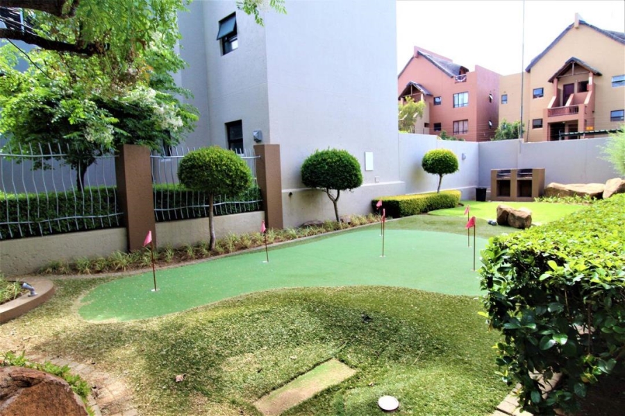 To Let 1 Bedroom Property for Rent in Lonehill Gauteng